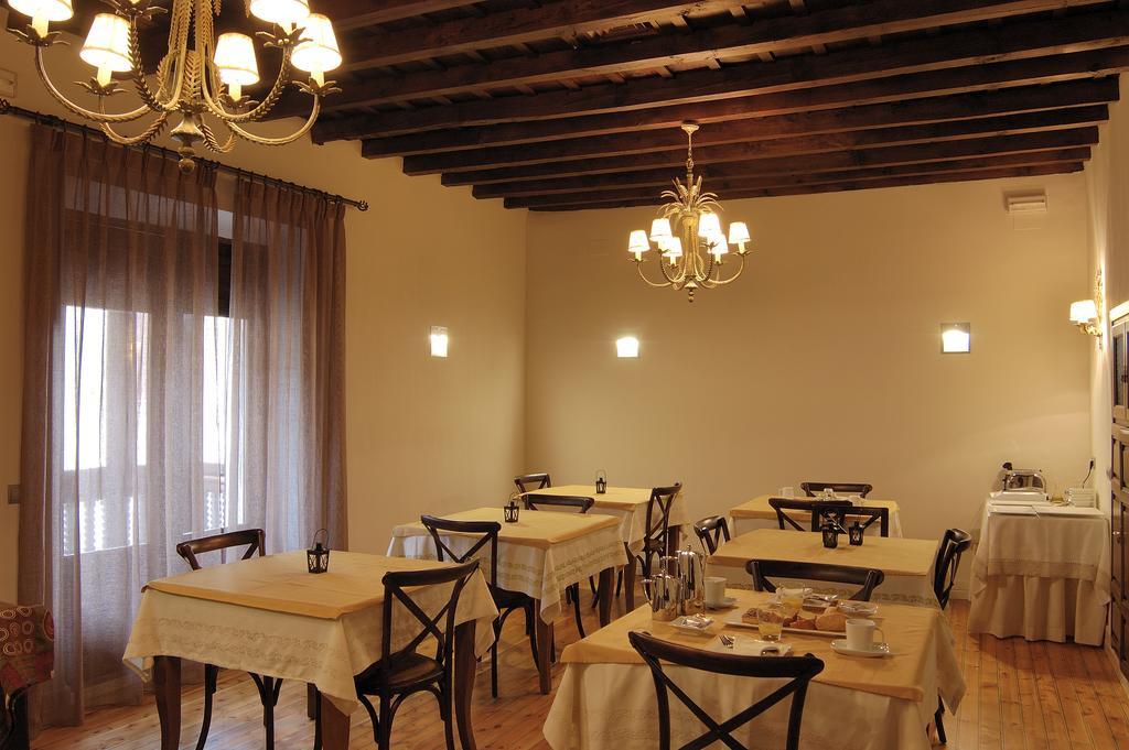 Casa Rural La Botica Oropesa Ngoại thất bức ảnh