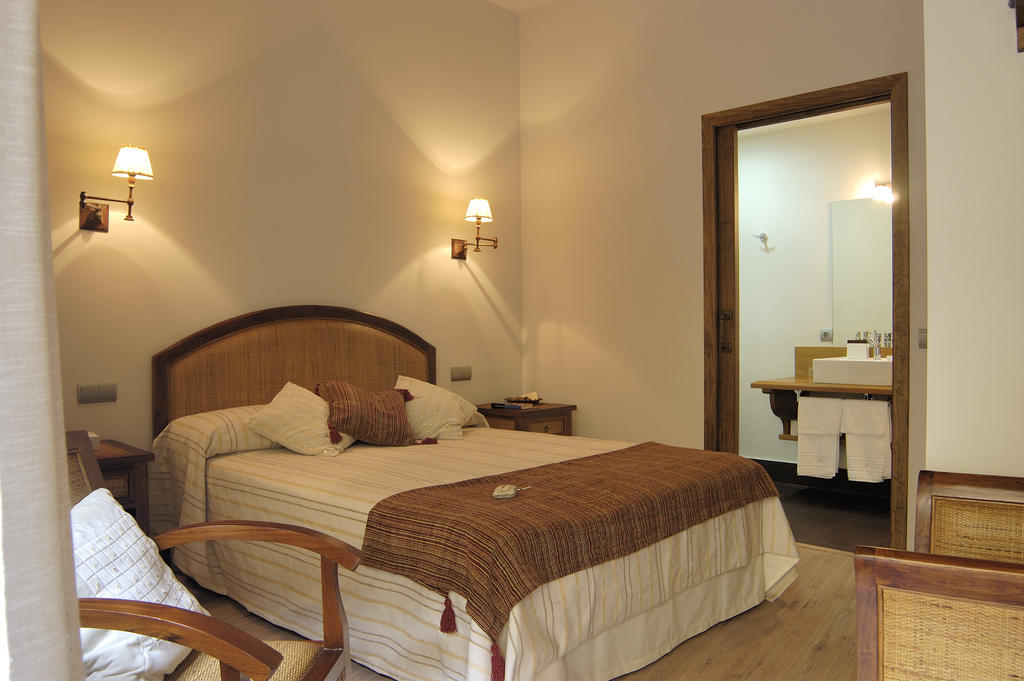 Casa Rural La Botica Oropesa Phòng bức ảnh